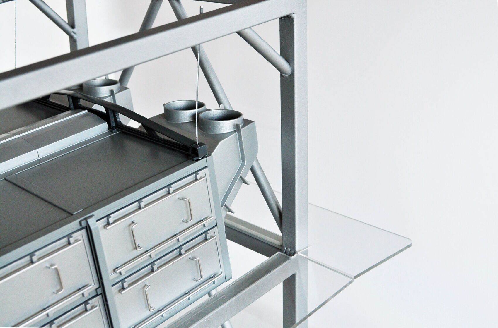 Detailansicht des OSC Messemodells mit geöffnetem Siebmodul und sichtbarem Innenaufbau zur Darstellung des modularen Produktdesigns.