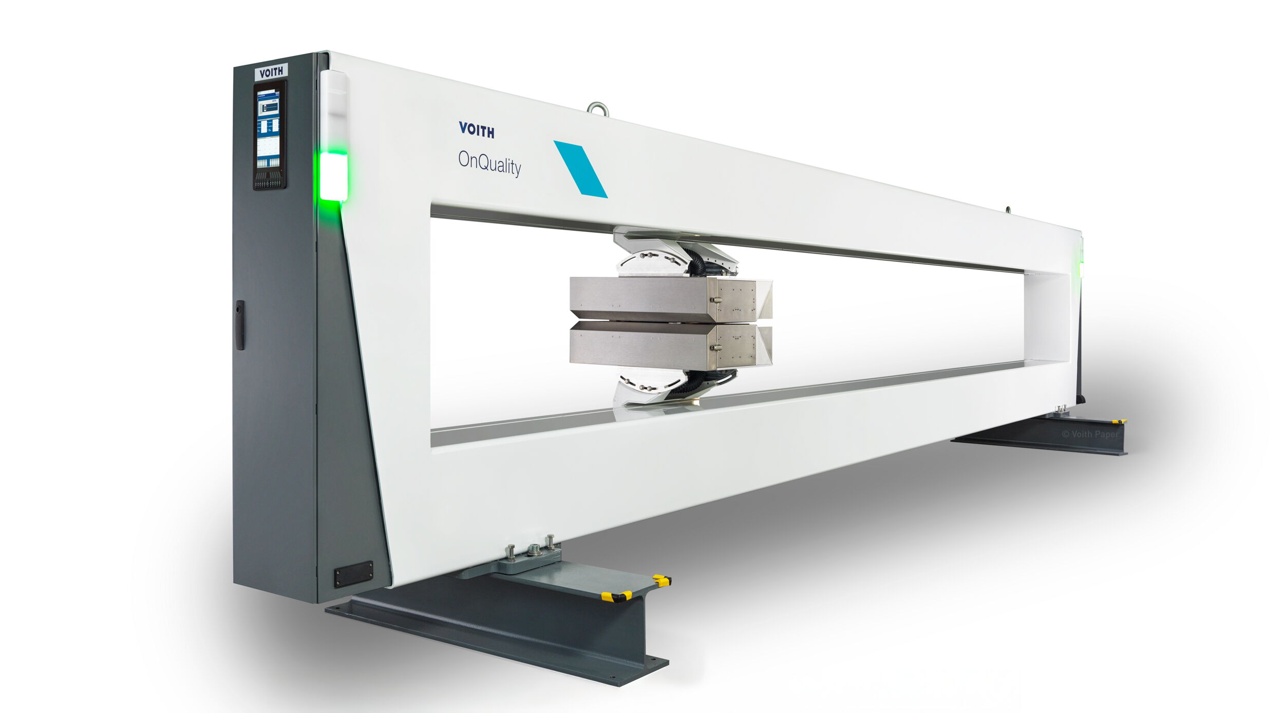Industriedesign des Voith OnQuality.Scanners mit hochwertiger Produktarchitektur, integriertem Bedienterminal, Signalleuchten und präzisem Sensorkopf für die kontinuierliche Qualitätsmessung in der Papierproduktion.